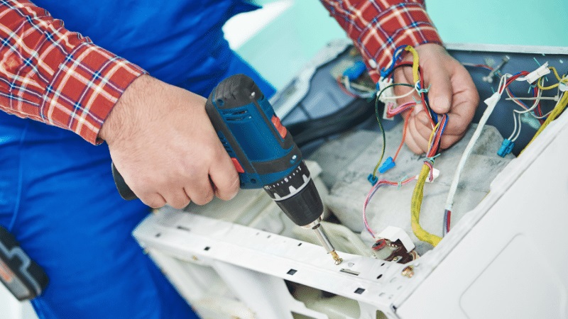 Alaşehir Goodman Goodman çamaşır makinesi kart tamiri – Su almama arızası orijinal parça ile giderildi. - Teknik servis örneği